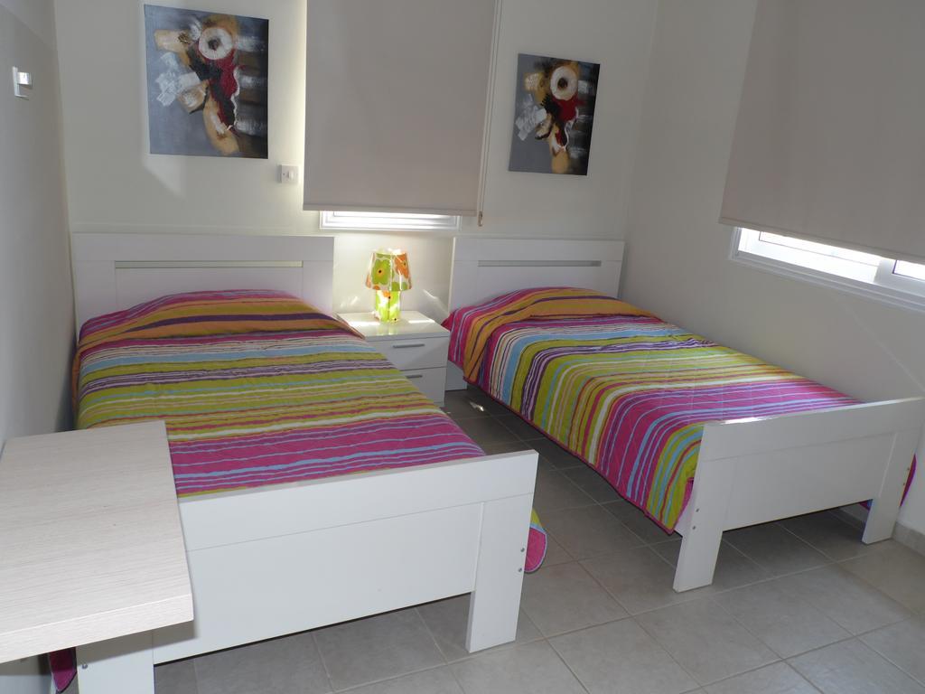 Villa Florie Protaras Pokoj fotografie